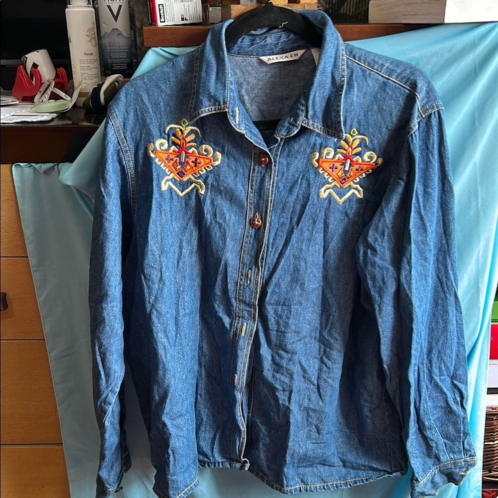 ALEXA EM alcatraz Denim Shirt with Embroidered Accents size medium